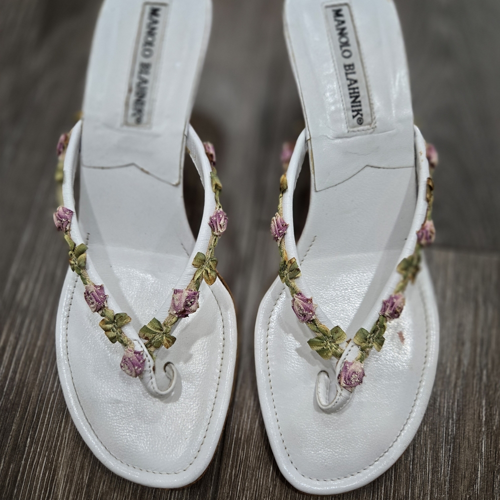 Manolo Blahnik White Floral Women's Sandals